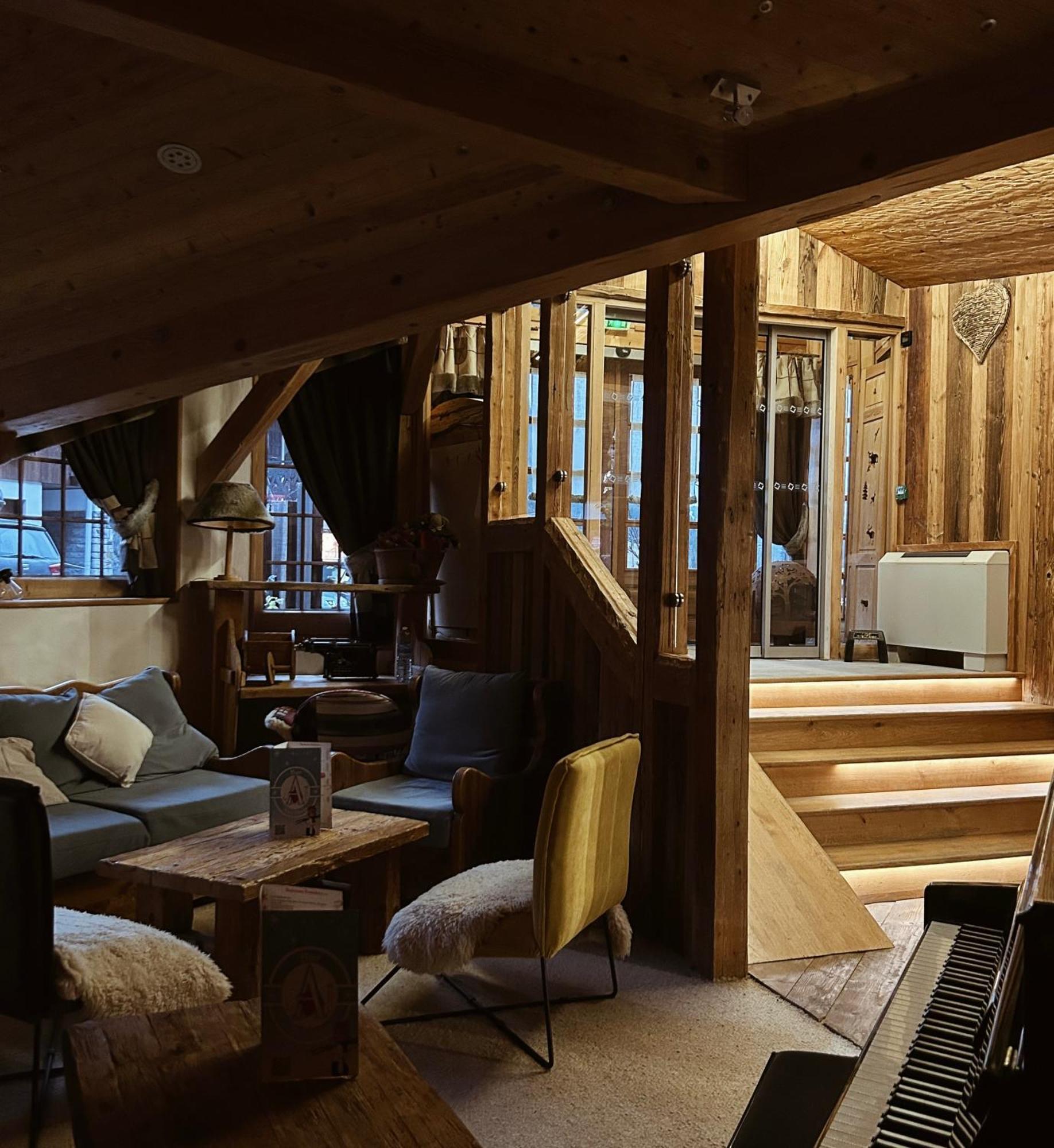 Le A By Neige Et Roc Hotel Morzine Exterior photo